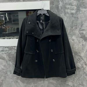 Black winter jacket size L used in great condition